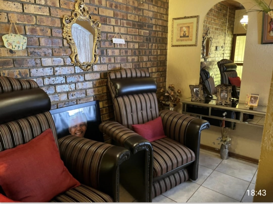 3 Bedroom Property for Sale in Riebeeckstad Free State